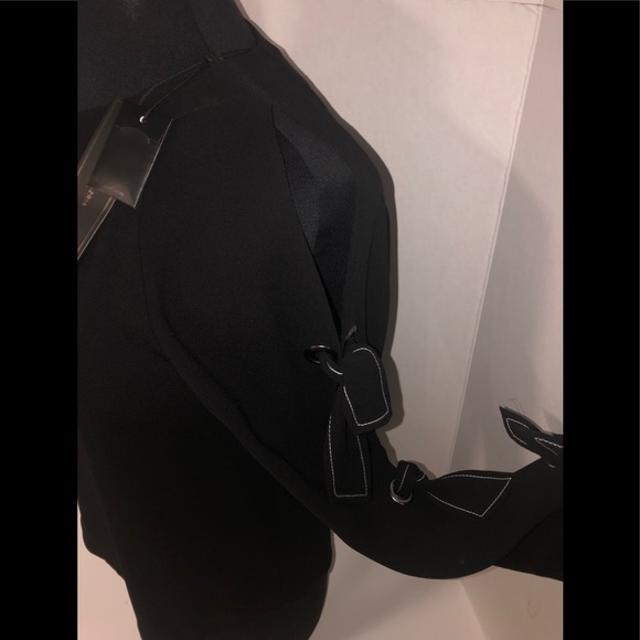 NWT‼️ BCBGMaxAzria “HAYDIN” Top Black -XXS - Picture 5 of 8